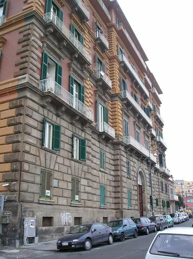 *** Bed & Breakfast Casa 12 B&B Napoli Italia