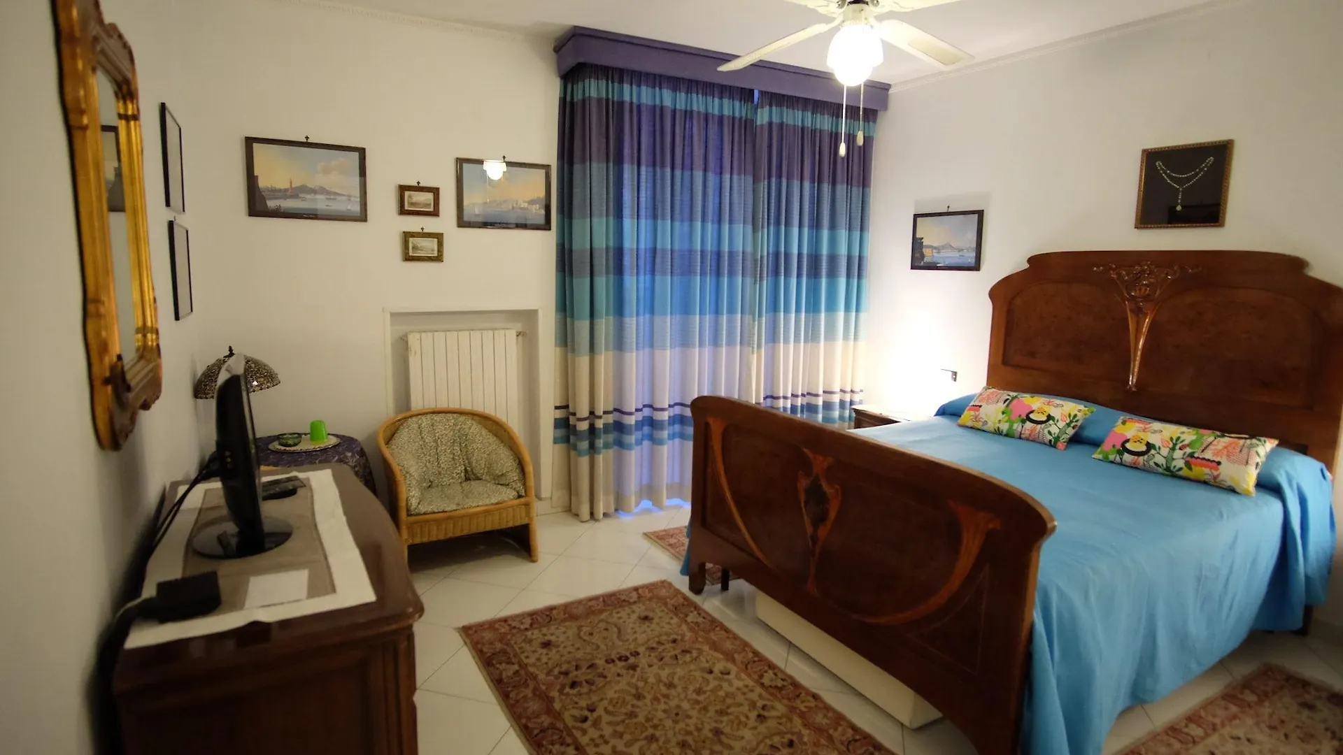 Casa 12 B&B Naples Bed & Breakfast