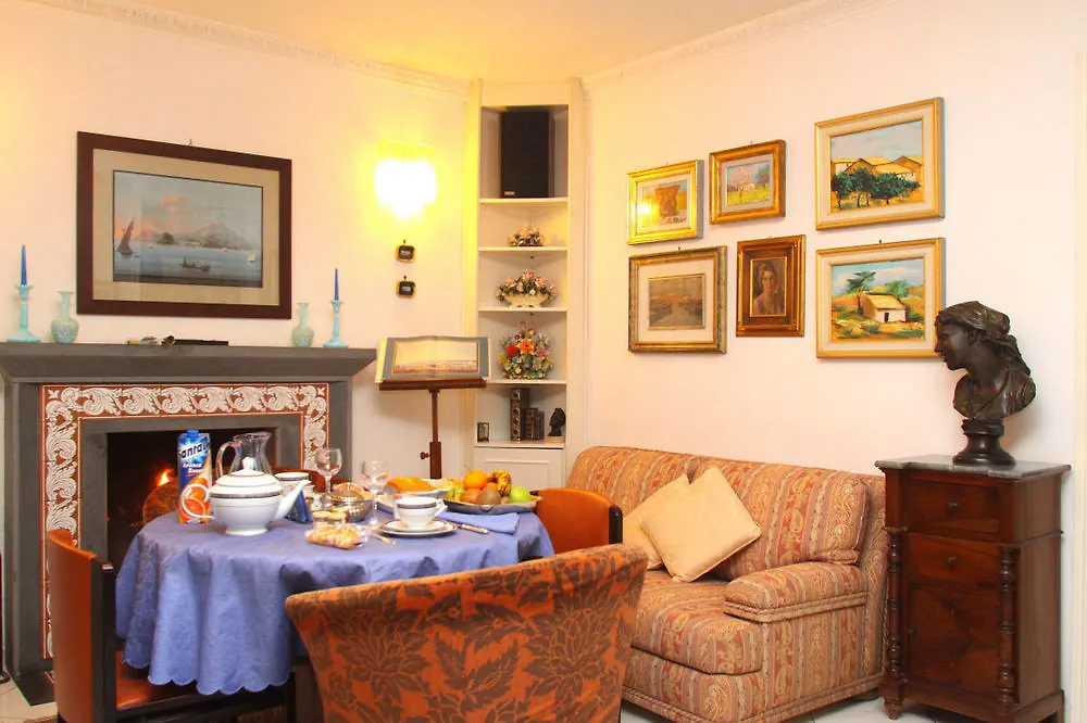 Casa 12 B&B Napoli Bed & Breakfast